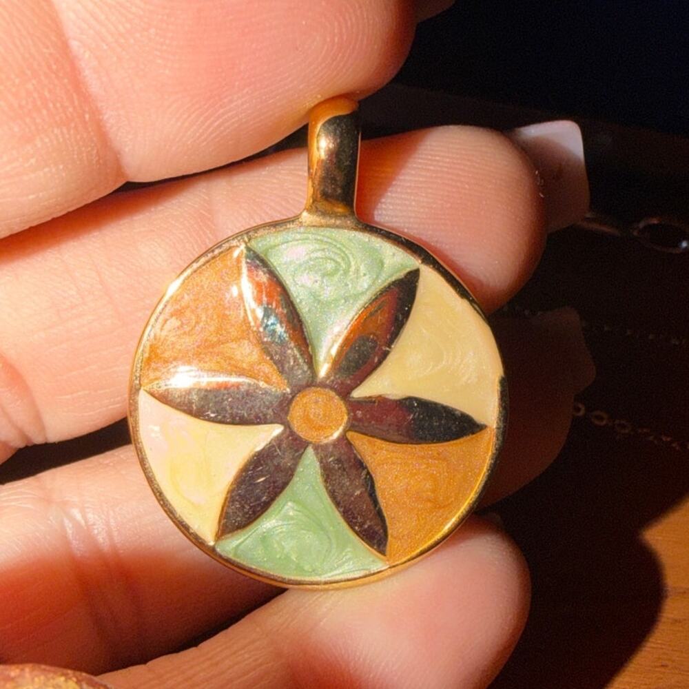 Vintage Enamel Medallion Pendant Gold Tone Mod Mid Century Retro Necklace Charm